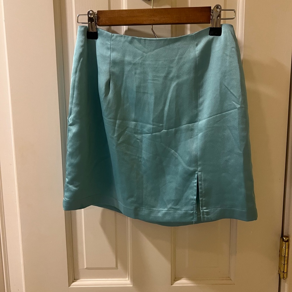 Forever 21 Green A-Line Mini Skirt with Slit